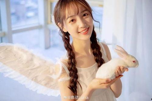 娱乐吃瓜酱兔系女友